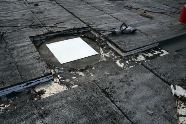 Schacht zum Guss der Brandschutzwand