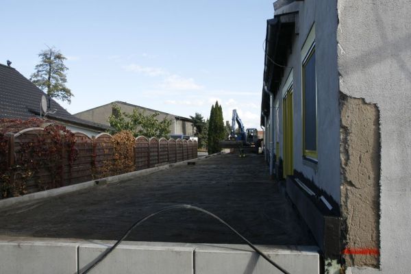 Begradigte Fläche der Terrasse.